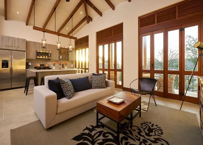 Alouatta En Catalinas - Beachfront For 6 People *