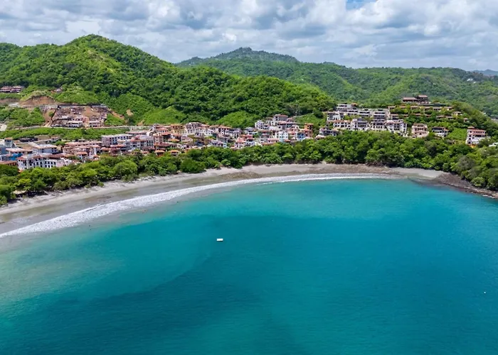 Alouatta En Catalinas - Beachfront For 6 People